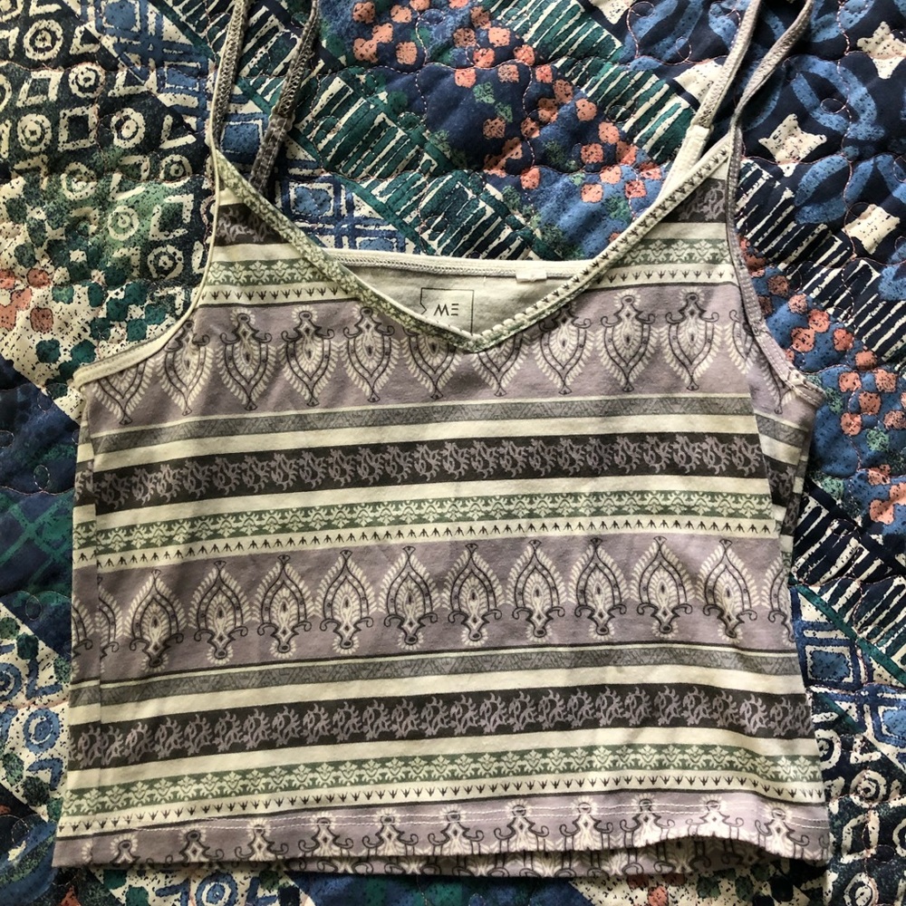Crop top